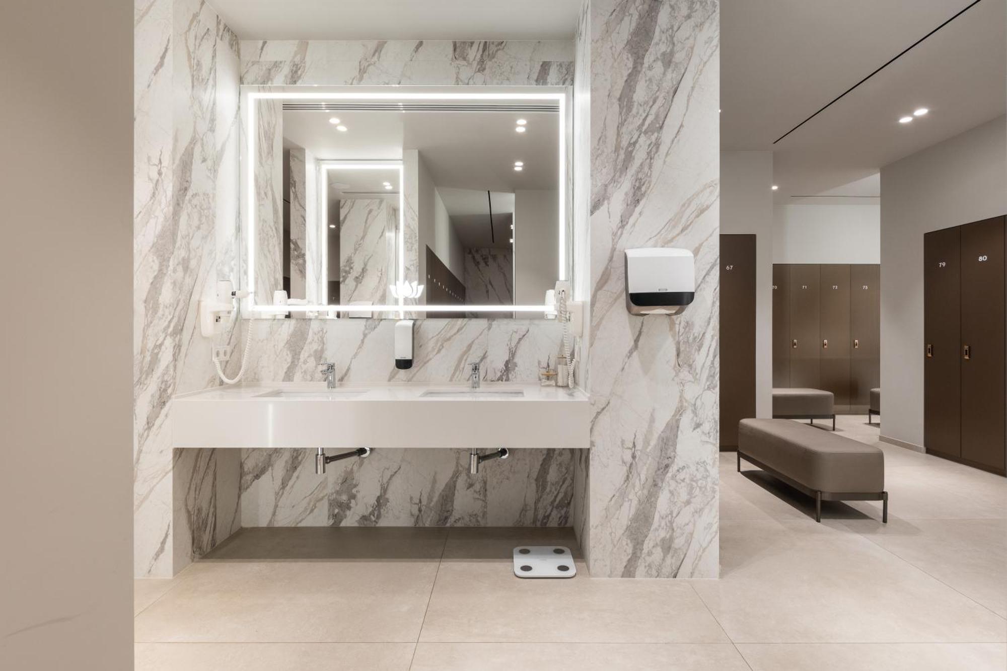 Aquaperla Hotel & Spa Кишинев Екстериор снимка